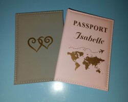 Protège passeports personnalisés réalisé par soniakado.com